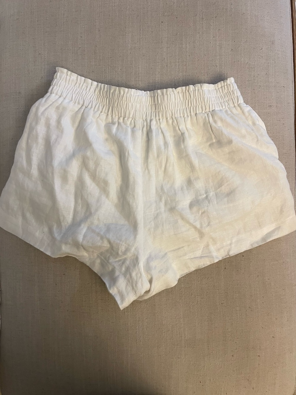 Reformation Cream High-Waist Linen Elastic Shorts - Picture 3 of 3